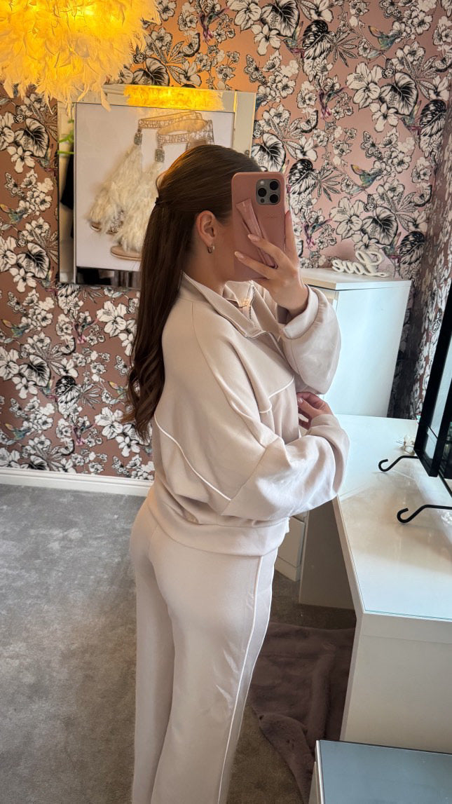 Beige Zip jacket & bottoms