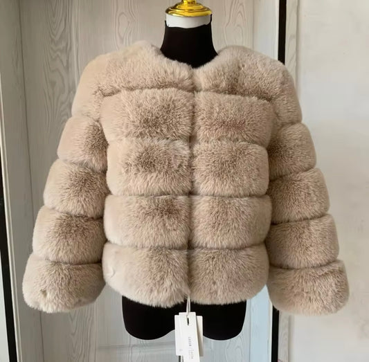 Beige faux fur coat (PRE ORDER 12 DAY DELIVERY!)